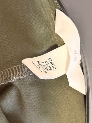 Vestido H&M verde con nudo