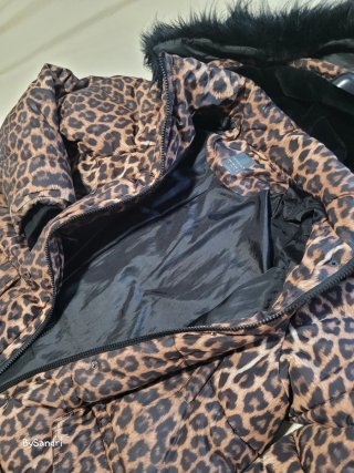 Chaqueta de invierno con estampado de leopardo
