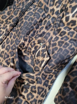 Chaqueta de invierno con estampado de leopardo