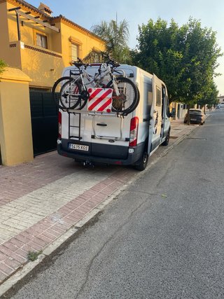 Portabicicletas Fiamma 2 Bicicletas. Con bicicleta
