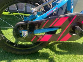 Bicicleta infantil 14 pulgadas + casco