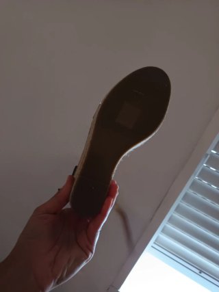 Zapatos de cuña beige y negro talla 41