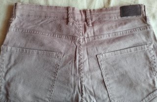 Pantalón gris chico