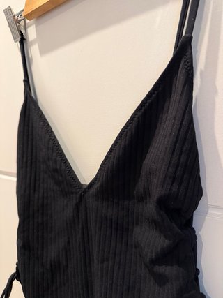 Bañadorrib  Zara negro con nudos laterales