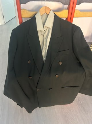 Americana y camisa de caballero