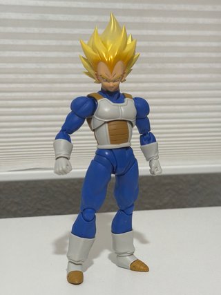 SH Figuarts Vegeta Super Saiyan Figura