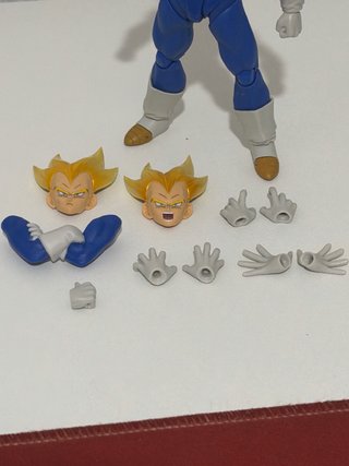 SH Figuarts Vegeta Super Saiyan Figura