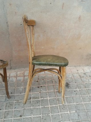 Dos Sillas Estilo Thonet Madera