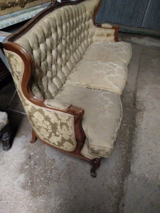 Sofá antiguo tela y madera haya