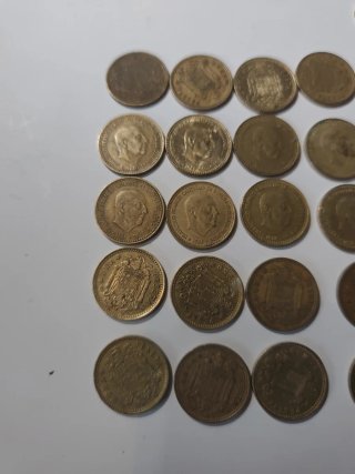 Lote 26 monedas 1 peseta 1966