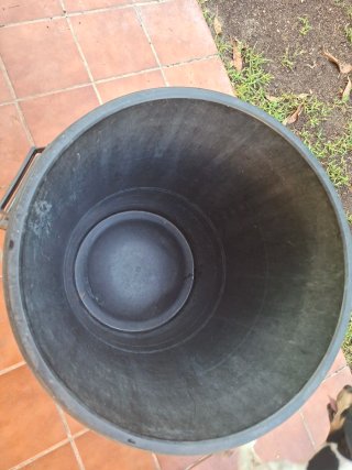 Cubo Basura Negro Plástico. TAMAÑO GRANDE.