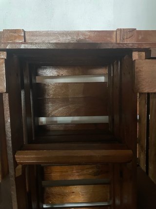 Estantería de madera de palets