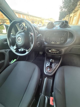 smart fortwo 2024
