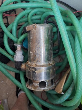 Bomba sumergible para agua