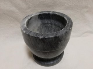 Mortero de mármol antiguo