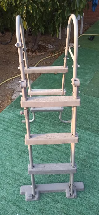 Escalera Piscina Bestway
