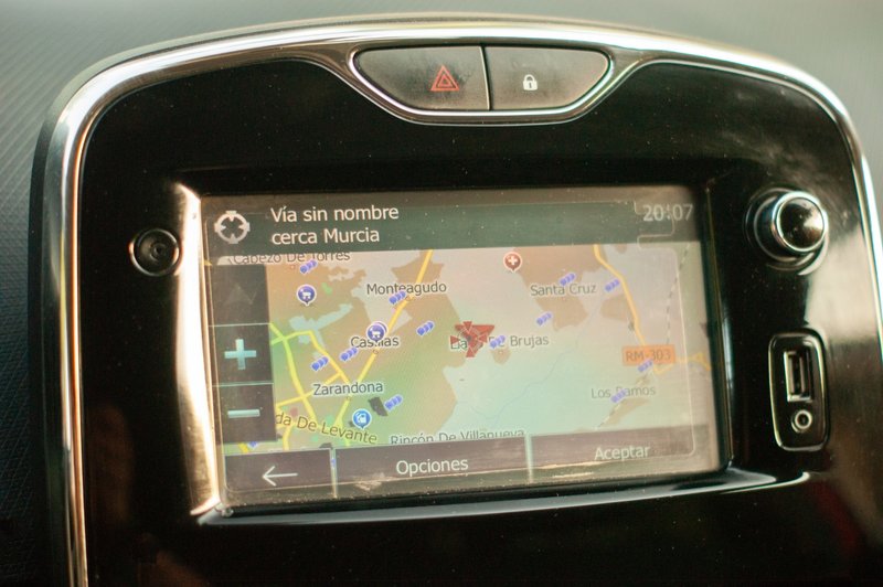 Renault Clio TCe eco2 S&S Energy Dynamique 2015, foto 15