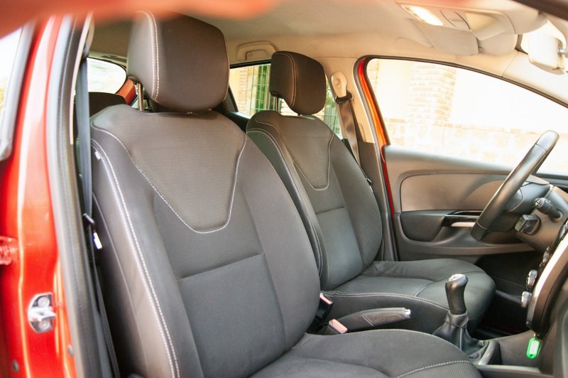Renault Clio TCe eco2 S&S Energy Dynamique 2015, foto 17