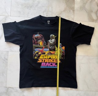 Camiseta UNIQLO Star Wars Empire Strikes Back