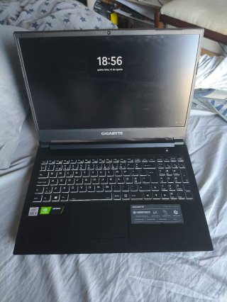 Portátil Gaming GIGABYTE G5