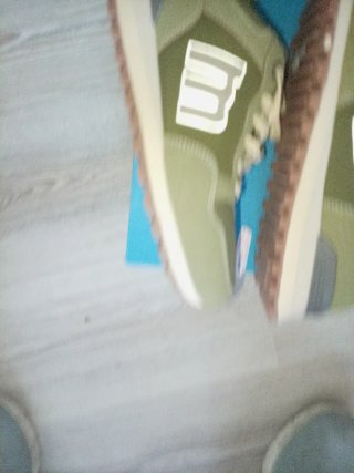 Zapatillas MTNG Verde y Beige