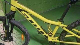 Bicicleta Scott Scale 24 para niños (8-12 años)