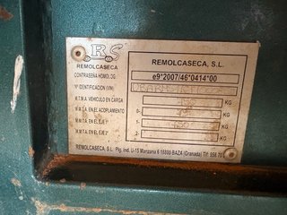 Remolque sin cisterna incluida