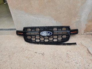 Parrilla Ford Negra Hexagonal