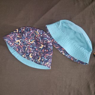 2 gorras verano playa 54-55 cm