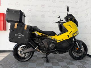 Honda X-ADV 2025 con solo 4.422 km