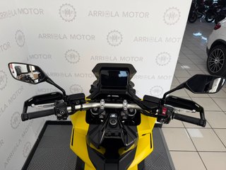 Honda X-ADV 2025 con solo 4.422 km