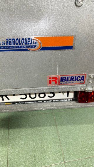 Remolque con tapa rígida 1’20x1