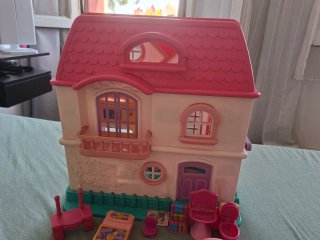 Casa delle bambole Sylvanian + accessori