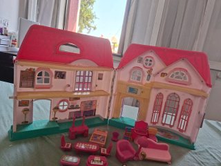 Casa delle bambole Sylvanian + accessori