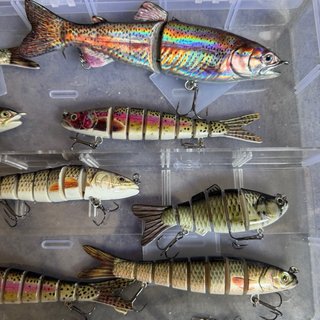 Lote 9 señuelos pesca articulados Swimbait + caja