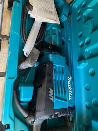 Martillo Demoledor Makita AVT