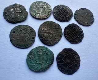 Replica Tesorillo jarron con 9 monedas (dinero)