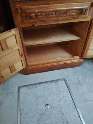 Mueble buró antiguo de madera