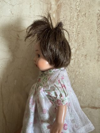 Muñeca vintage años 90 floral