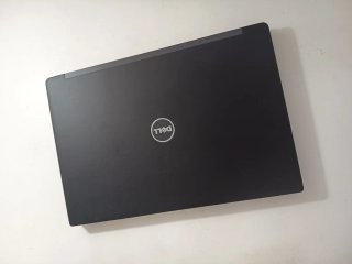 Ordenador portátil DELL I7