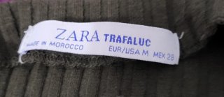 Camiseta Zara canalé verde