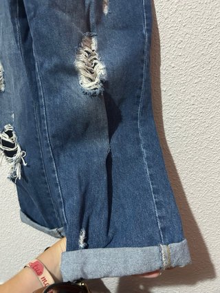 Peto vaquero desgarrado talla S Lefties