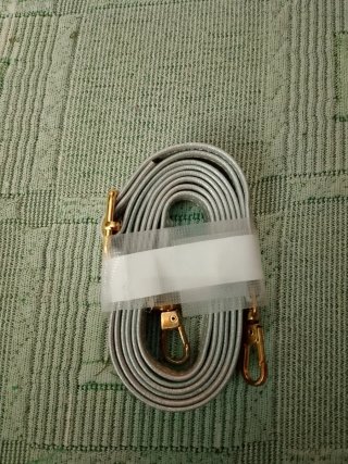 Bolso bandolera plateado y verde