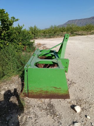 Traílla para sacar piedras
