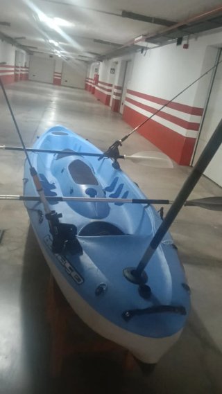 Piragua Kayak Bic Tobago Azul y Blanco con Remos