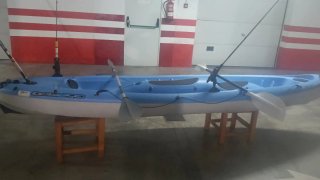 Piragua Kayak Bic Tobago Azul y Blanco con Remos