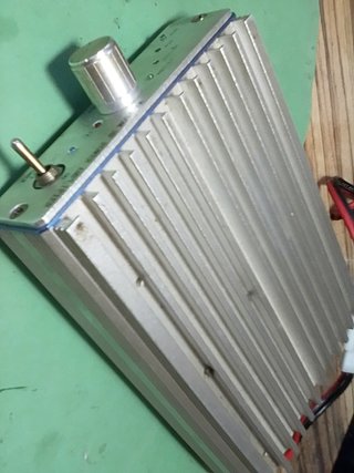 Amplificador   de radiofrecuencia para QRP