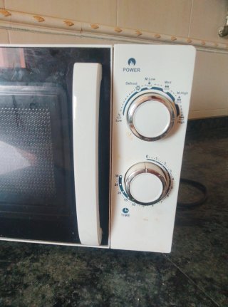 Microondas Orbegozo Blanco