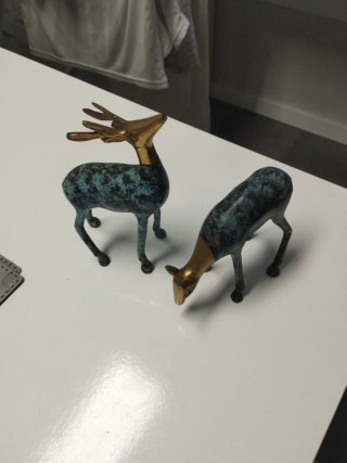 2 Figuras Vintage Metal Ciervo Dorado