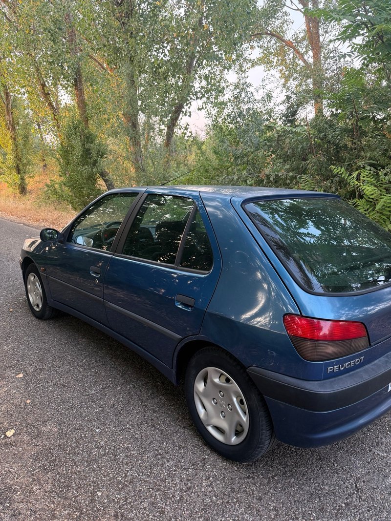 Peugeot 306 - foto 1